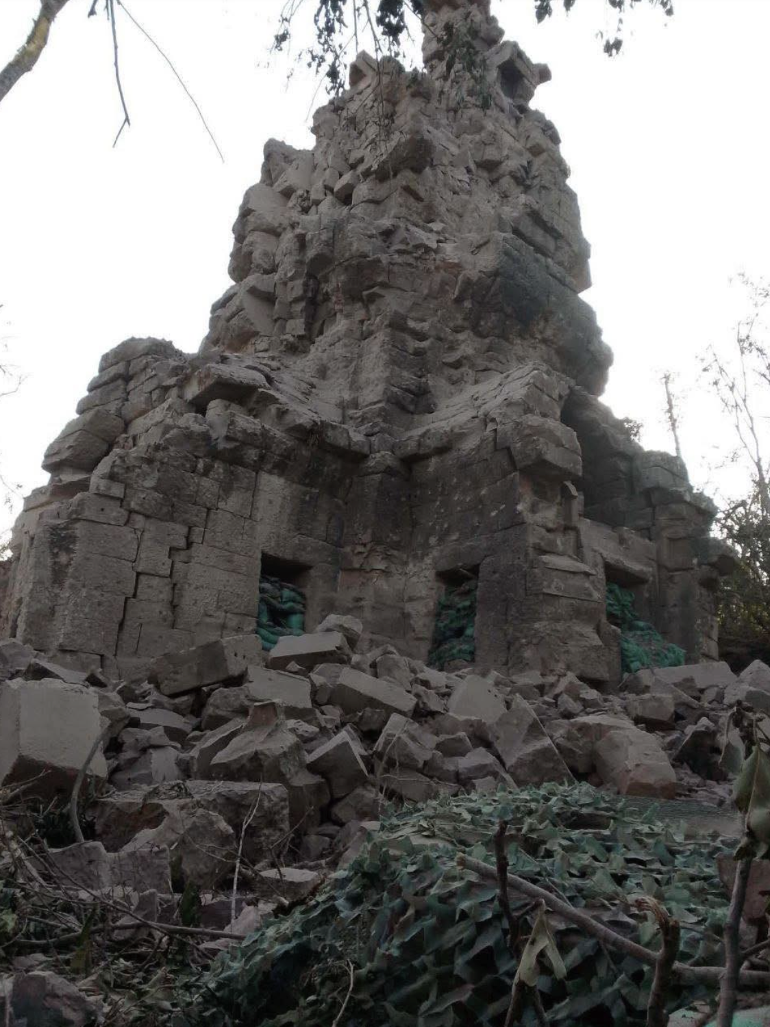 Latest photos of Takwai Castle, heavily damaged in fierce fighting between Thai and Cambodia armies. (Source: Facebook of Army Military Force)